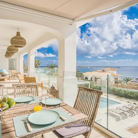 Villa Preciosa Con Vistas Al Mar En Sant Lluis